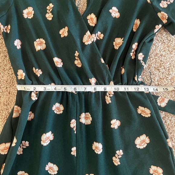 Floral Faux-Wrap Jumpsuit - Picture 8 of 9